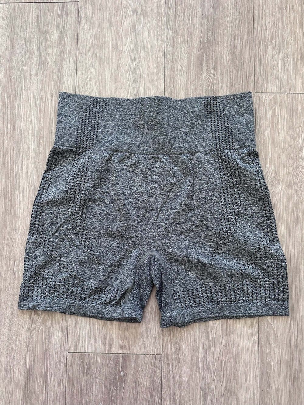 Seamless High Waisted Gray Biker Short 5”